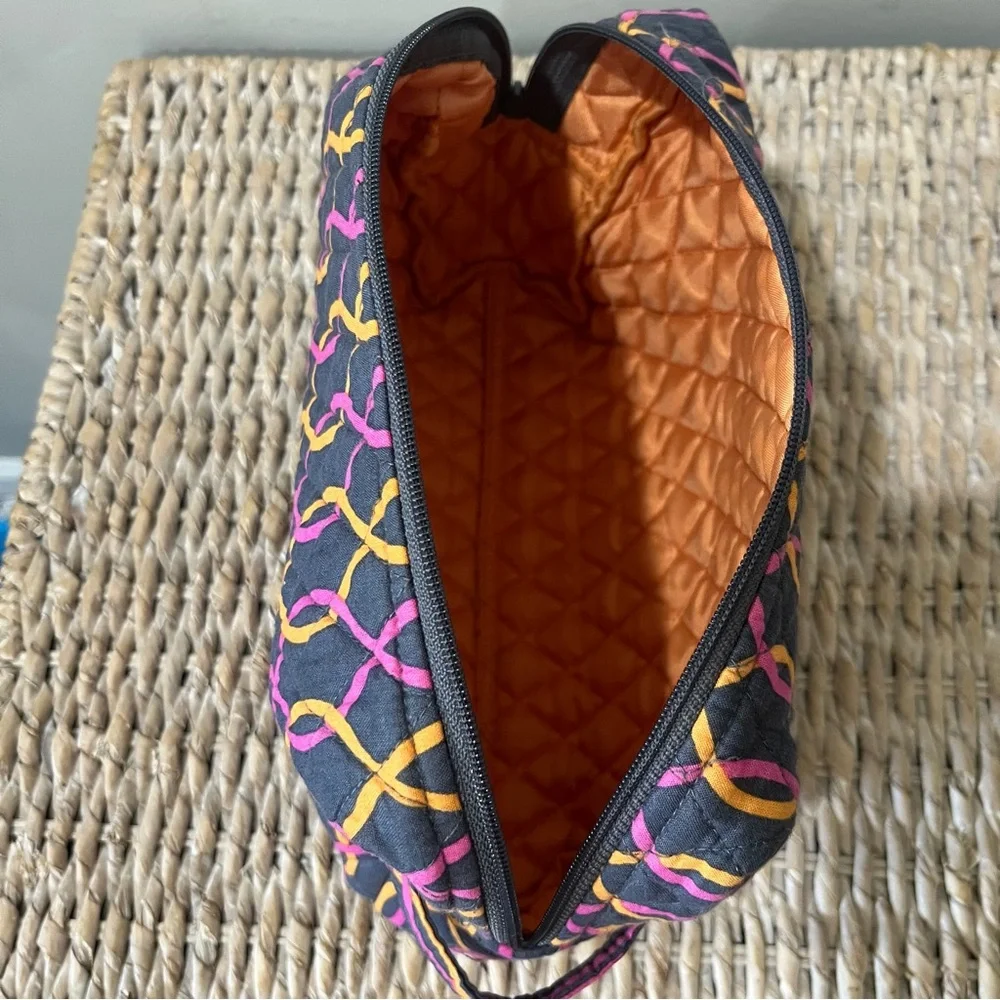 VERA BRADLEY‎ Woman's Floral Geometric Cosmetic Makeup Bag Orange Pink Gray.